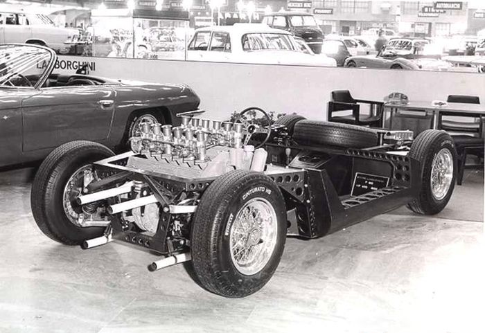 Sasis P400, cikal bakal Lamborghini Miura yang langsung dibayarin orang