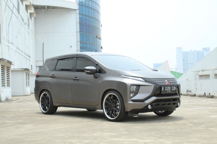 Mitsubishi Xpander Harry, Ganti Pelek 20 Inci ori dan diceperin lagi