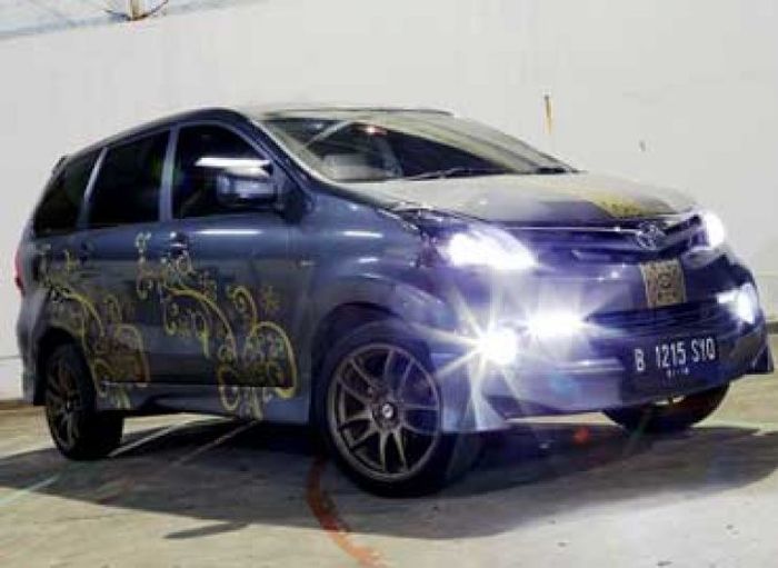 Toyota Avanza Batik Indonesia Maju, Nyaman Bawa Barang Dagangan