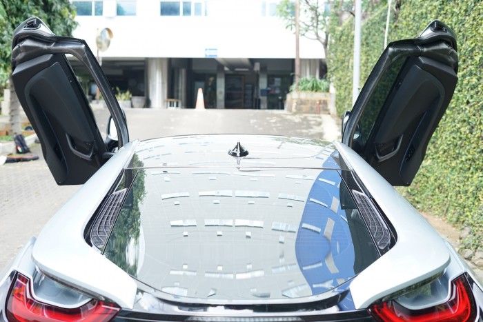 Sports car dengan bentuk, teknologi dan rasa paling futuristik yang bisa diperoleh di Indonesia dengan harga paling &lsquo;terjangkau&rsquo; sekarang juga