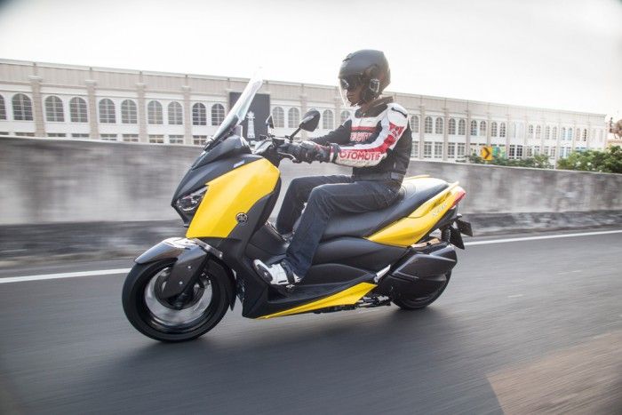 Test Ride Yamaha XMAX