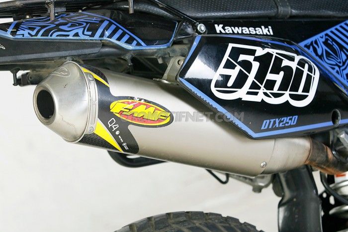 Kawasaki D-Tracker 250 2017 No Rule Just Ride