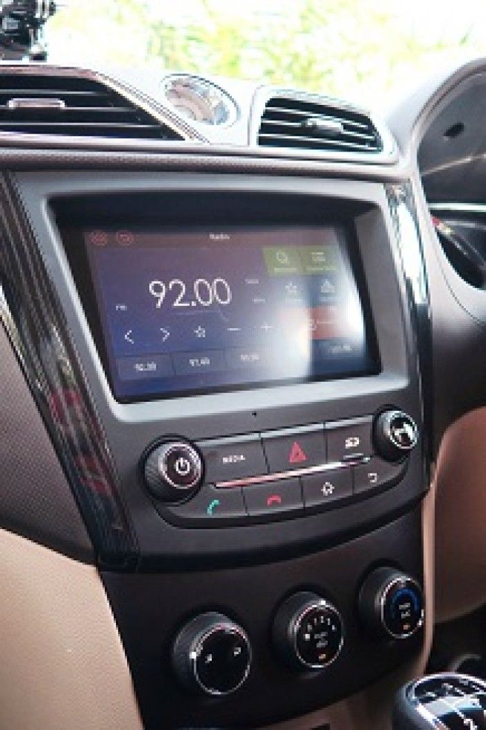 Toyota Kijang Innova di pasar mobil bekas