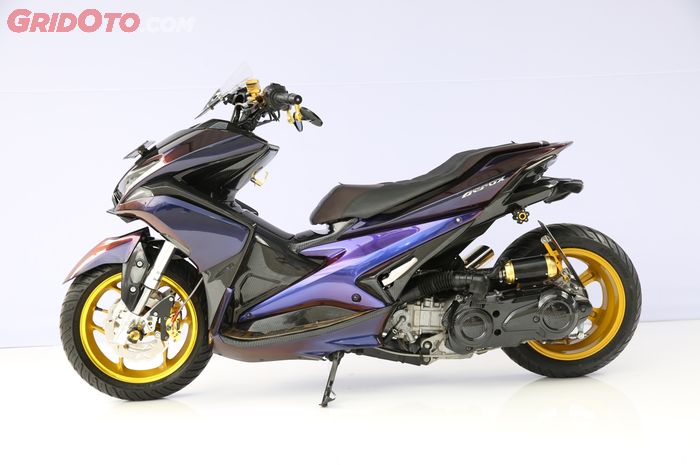 Aerox Bunglon Sabet Gelar The Best Elegant Di Customaxi Yamaha Medan Gridoto Com
