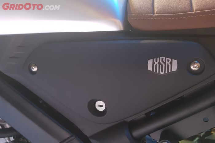 Awas Bingung Di Sini Posisi Kunci Buat Buka Jok Yamaha Xsr 155 Gridoto Com