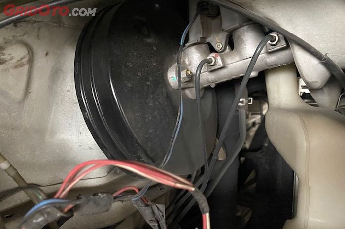 Cara Sederhana Tes Booster Rem Mobil Bekas, Patut Dicoba Sebelum Membeli