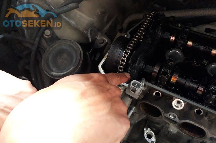 Perbedaan Timing Belt dan Timing Chain, Banyak Yang Belum
