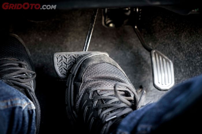 Ilustrasi. Rem blong memang jadi momok bagi pengemudi, tapi ada nih cara mengatasinya.