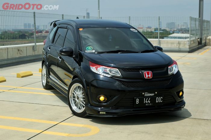 Honda BR-V tampil keren dengan body kit custom