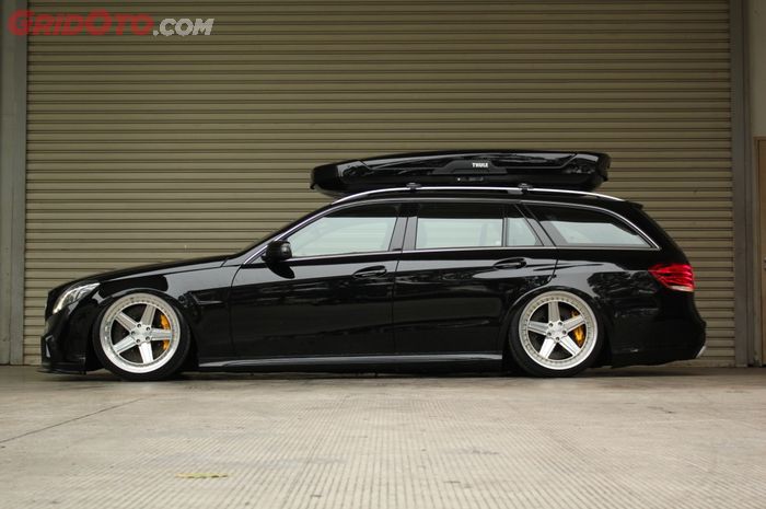 Salah satu mobil estate terkeren di Indonesia nih!