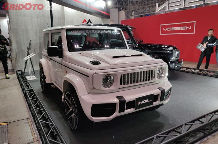 Ini bukan Mercedes-Benz G-Class, tapi Suzuki Jimny modifikasi JCW Design