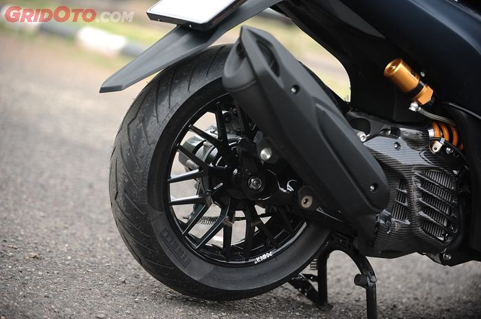 Awas Baut Roda Belakang Motor Matic Macet Karena Jarang Dibuka