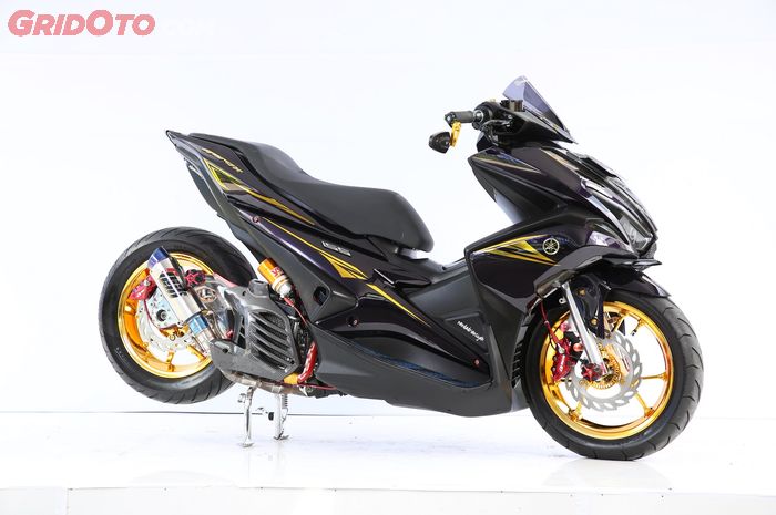 Yamaha Aerox 155 pemenang Best Elegant Customaxi Surabaya