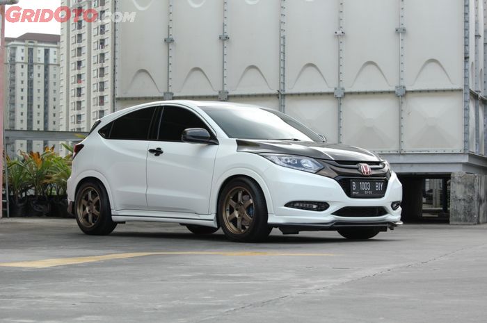 Honda HR-V E 2015, Simple Look Ala Vezel