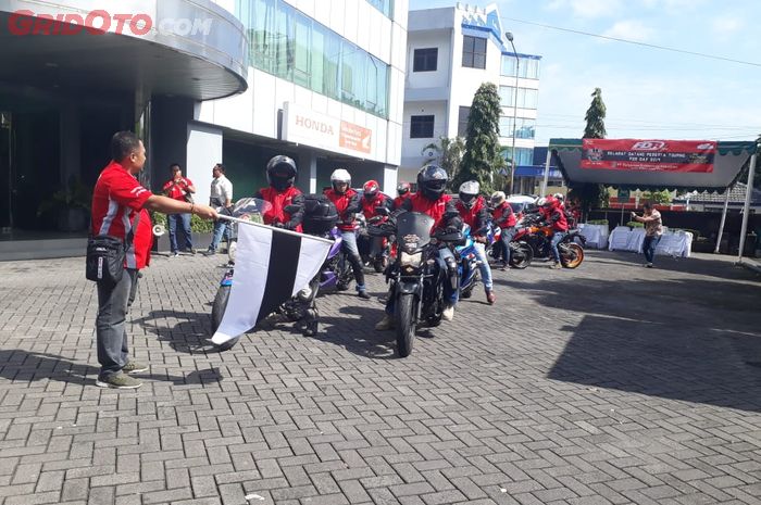 Touring FDR Day start dari Surabaya