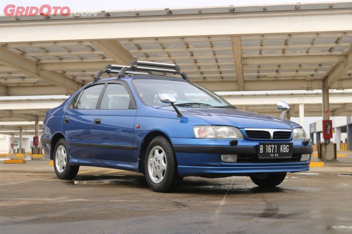 Toyota Corona Absolute Fery, Full OEM Carina sampai ke warna catnya