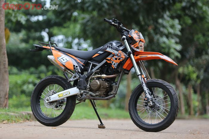 Kawasaki D-Tracker 150 Supermoto Wanita IF Garage