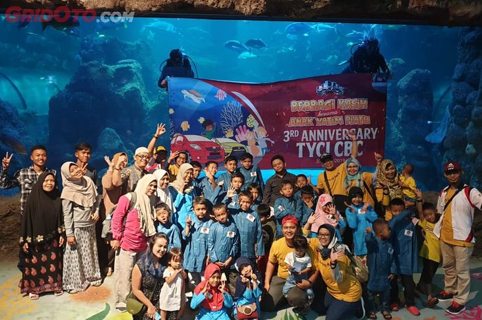 TYCI CBC berwisata ke Sea World bersama anak yatim
