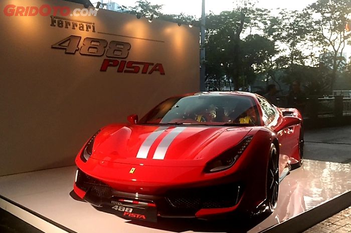 Bobot Ferrari 488 Pista Lebih Ringan 90 Kg Dari 488 Gtb