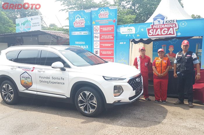 Hyundai Santa Fe 2.4 XG di Kios Pertamina Siaga di Rest Area KM 33 A Tol Jakarta-Cikampek