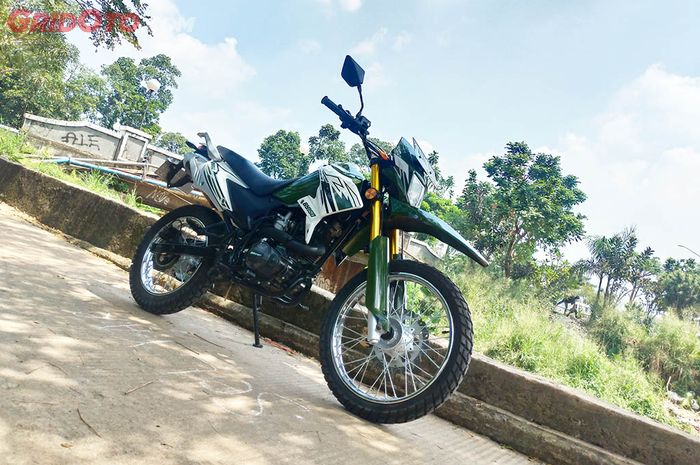 Motor dual sport top