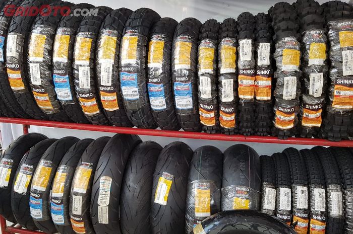 Ilustrasi ban motor Shinko Tire, ada beragam tipe dan ukuran