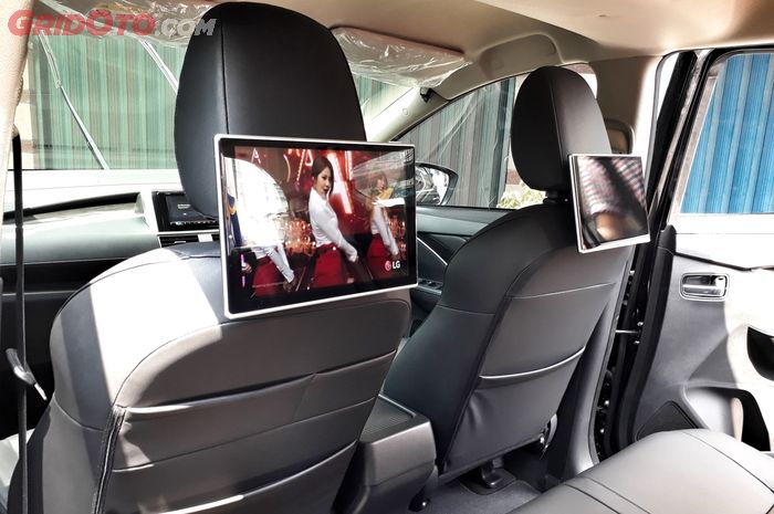 Headrest monitor jumbo untuk kabin mobil