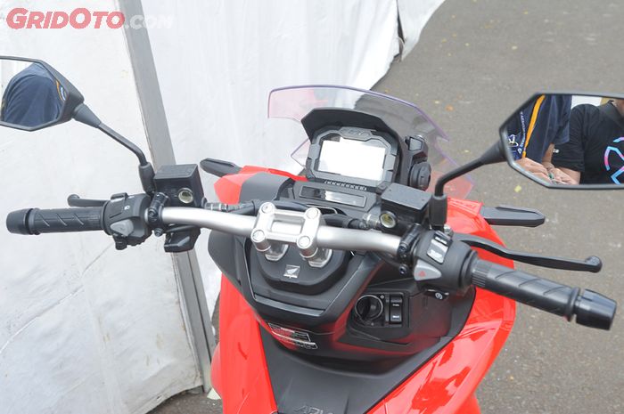 Area setang kemudi skuto Honda ADV 150