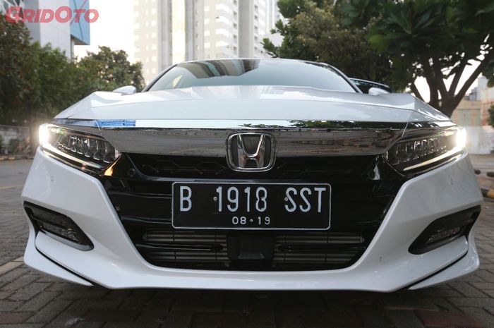 Tampak Depan Honda Accord 2019