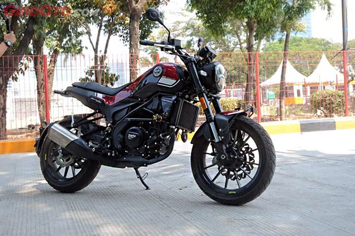 Cuma Silinder Tunggal Bagaimana Karakter Mesin Benelli Leoncino 250 Gridoto Com