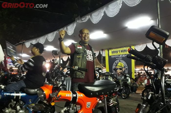 Edwin Bejo, Komedian kawakan dari grup lawak Super Bejo dan juga pendiri dari komunitas Ahoy Geboy saat berkunjung ke Otobursa Tumplek Blek 2019.