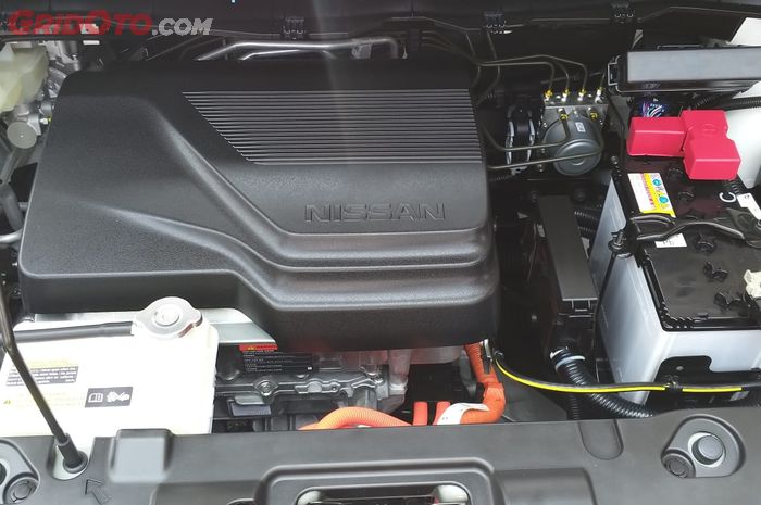 Inverter mobil listrik Nissan Leaf