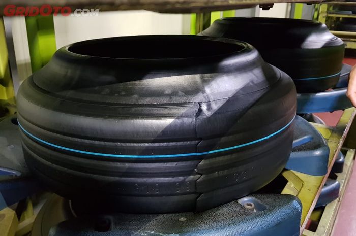 green machine front tire