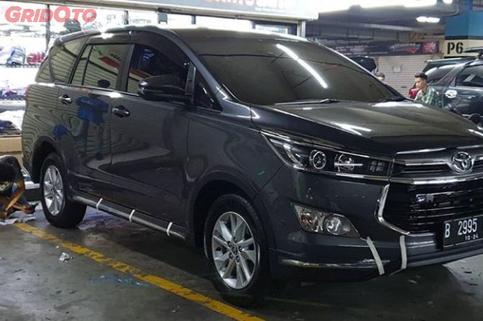 Paket body kit Innova Reborn jadi Venturer