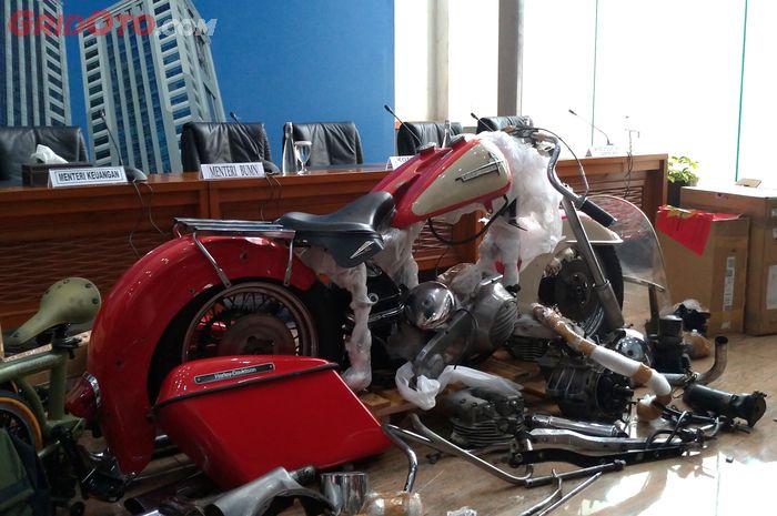 Motor Harley-Davidson Shovelhead ya g menjadi barang bukti penyelundupan menggunakan pesawat Garuda Indonesia.