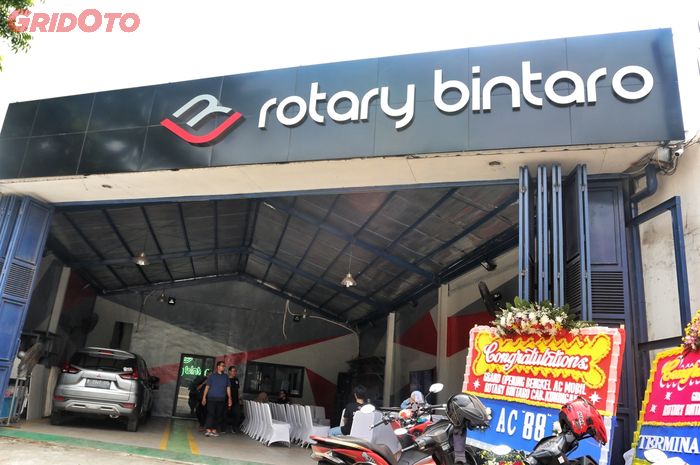 Pembukaan cabang baru Rotary Bintaro di kawasan Kuningan, Jakarta Selatan.