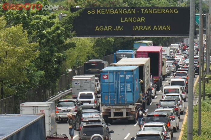 Ilustrasi. Kemacetan Arus Lalu Lintas di Ruas Jalan Tol