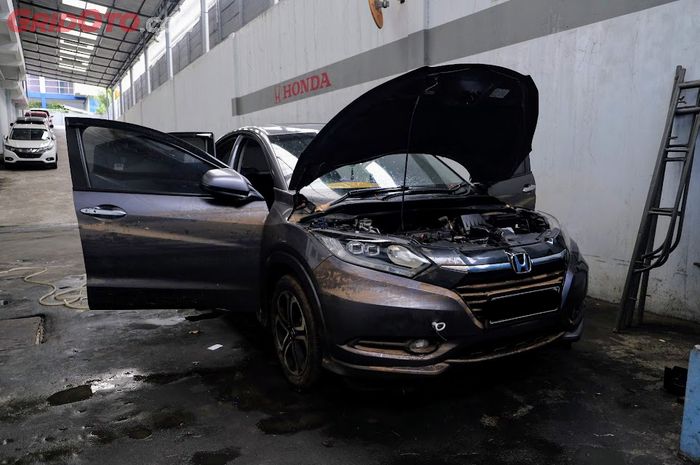 Honda Sediakan Paket Khusus Untuk Mobil Yang Kebanjiran Segini Biayanya Gridoto Com