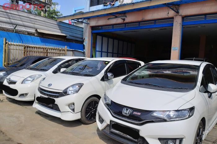 Showroom mobil bekas enggak mau beli mobil habis terendam banjir