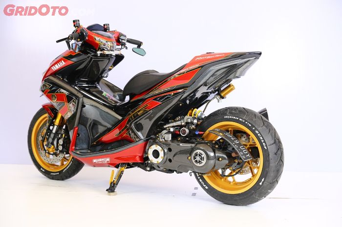 Yamaha Aerox pemenang kelas master di Customaxi Bekasi