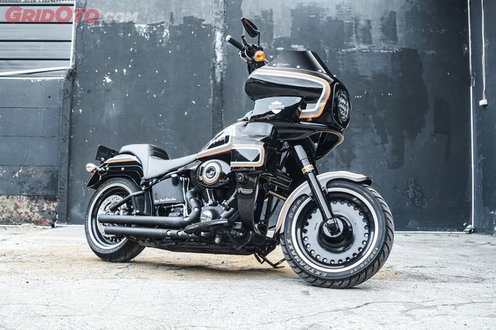 Harley-Davidson Fat Boy dibikin Club Style