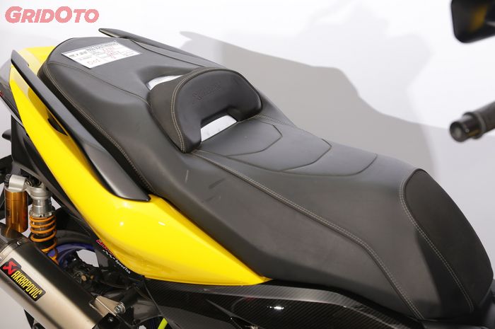 Jok Yamaha XMAX Eropa untuk menunjang kenyamanan