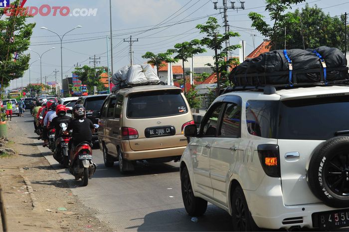 Ilustrasi mudik Lebaran. Beredar Akun yang Menawarkan Jasa Mudik Naik Motor di Media Sosial