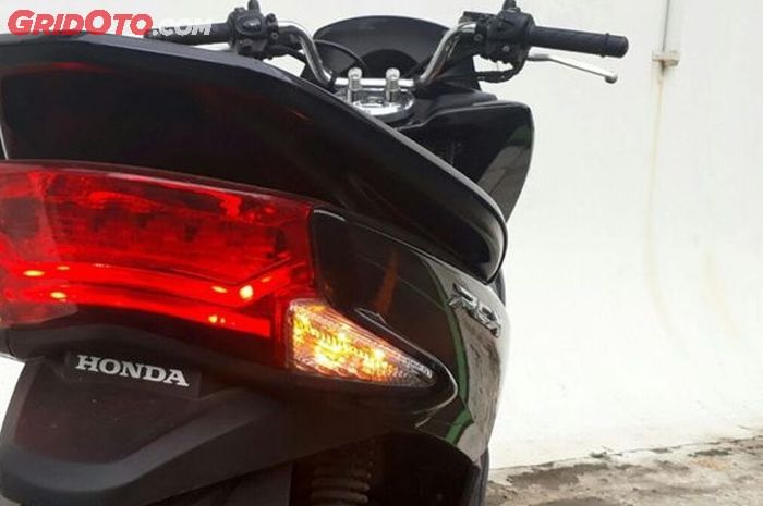 Ilustrasi lampu sein di motor bekas