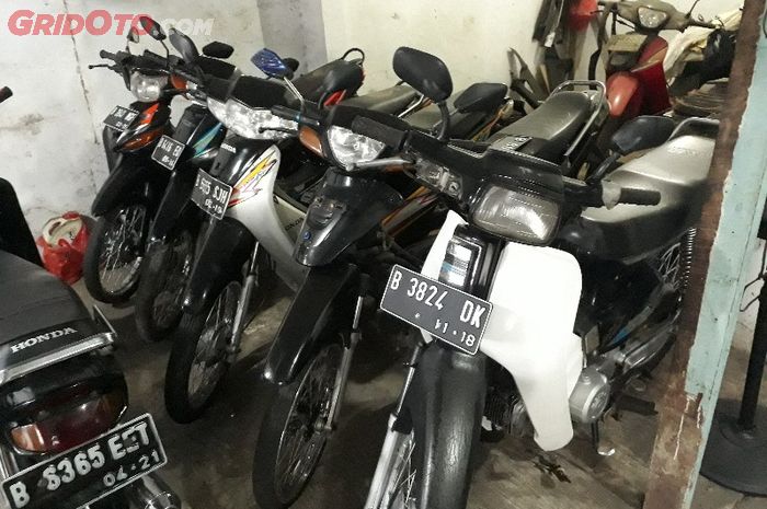 Motor bekas murah tahun tua