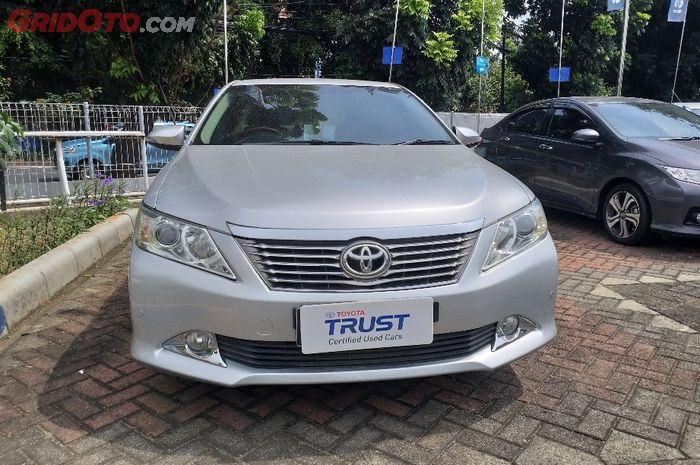 Mobil seken di Toyoa Trust