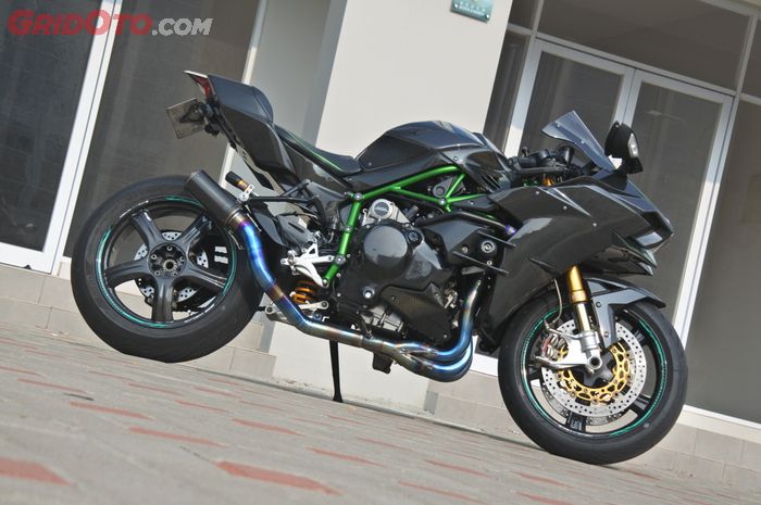 Pelek Kawasaki Ninja H2 ini spesial, pakai Rotobox carbon kevlar!
