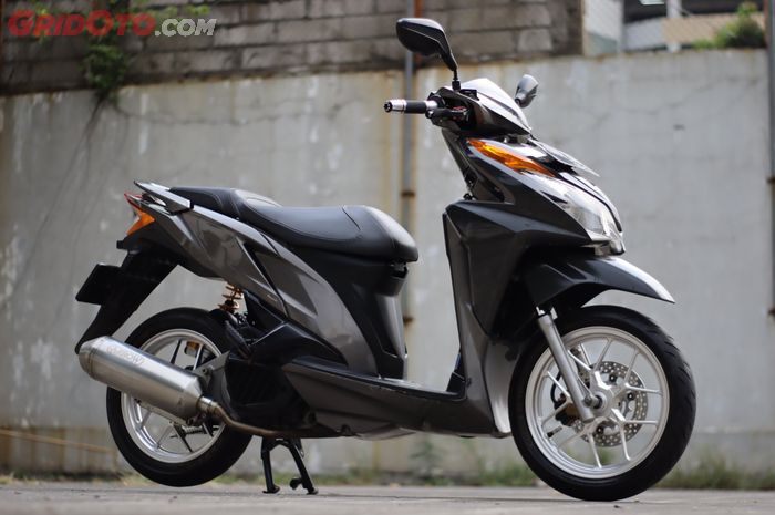 Honda Vario 125 lama ini pakai knalpot langka, aslinya untuk Honda SH150i.