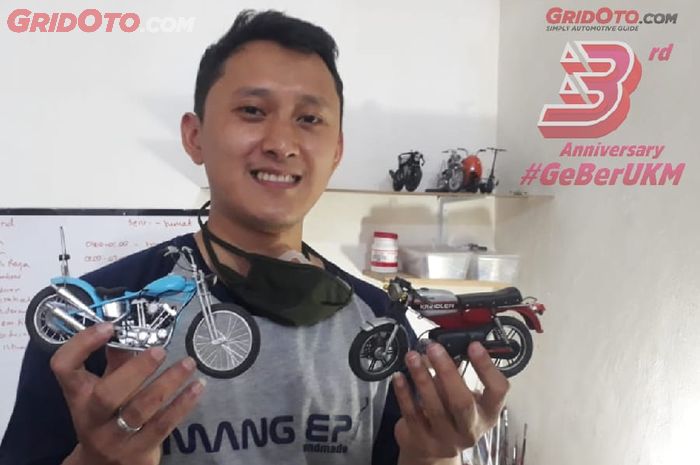 Mang Epi, Spesialis Miniatur Motor dari Bandung