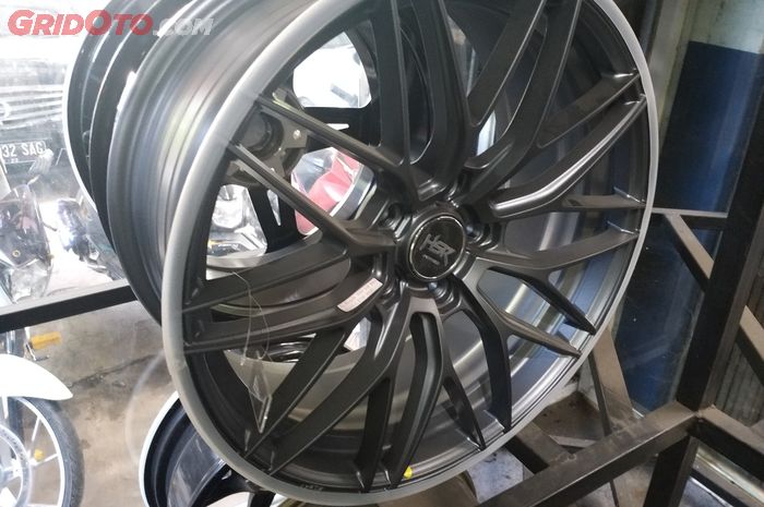 pelek aftermarket HSR wheel forged